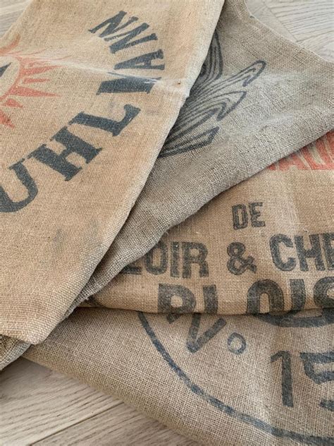 Sac en toile de jute vintage d'occasion .